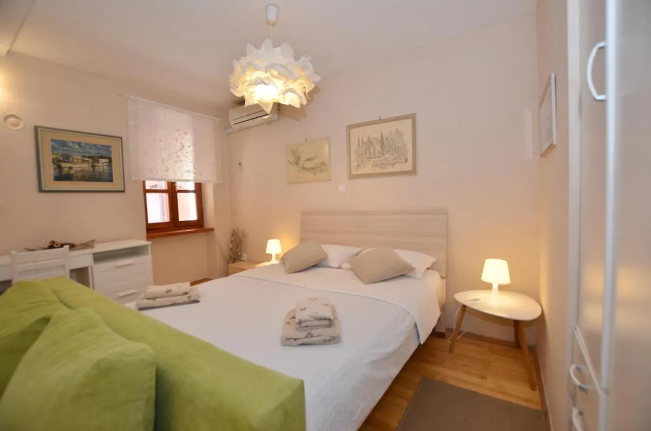 Studio Suzy Rovinj Daire
